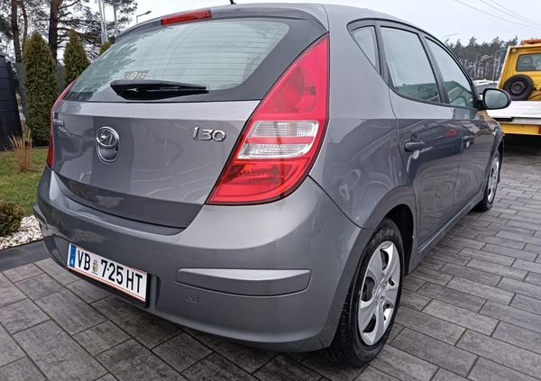 Hyundai I30 cena 18800 przebieg: 198000, rok produkcji 2011 z Białobrzegi małe 106